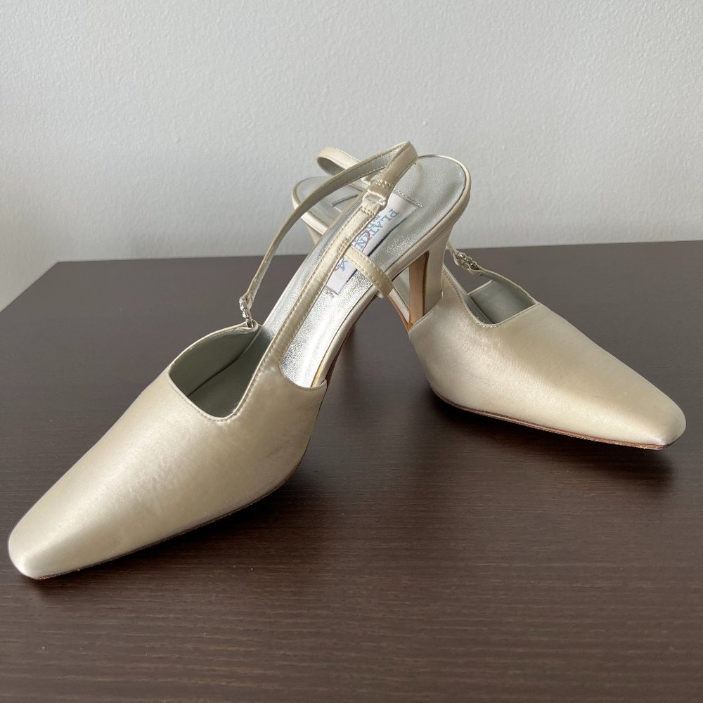 Women shoes